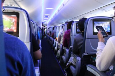 9 Proven Tips for Smooth Air Travel: Avoid Stress & Enjoy the Journey